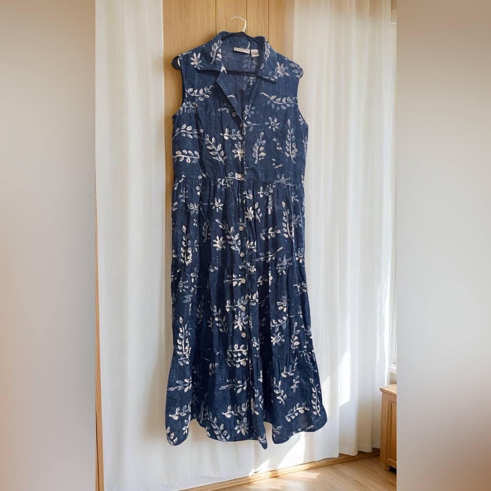 Draper and Damon blue navy flower dress formal dress  good for any occasion